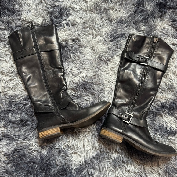 Steve Madden Sonnya Boots - Picture 4 of 9